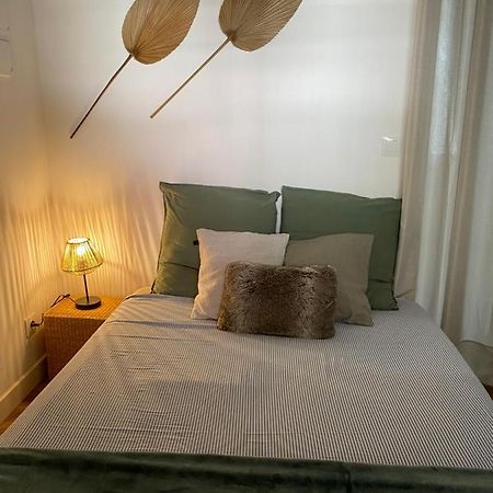 Narbonne : Logement Idealement Situe Exteriör bild
